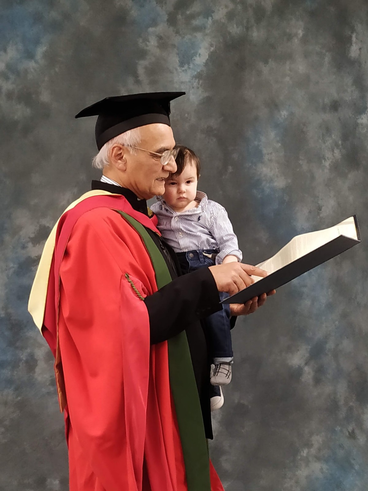 Inderjit Receives Sheffield University Honorary Degree